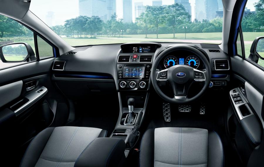  Subaru Impreza Sport Hybrid 2015 года  (фото 21 из 24)